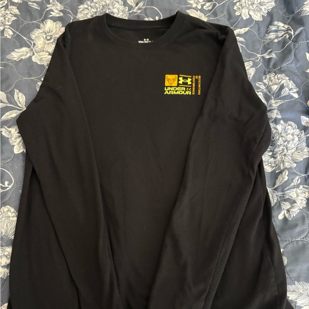 Under Armour Black Long Sleeve Tee